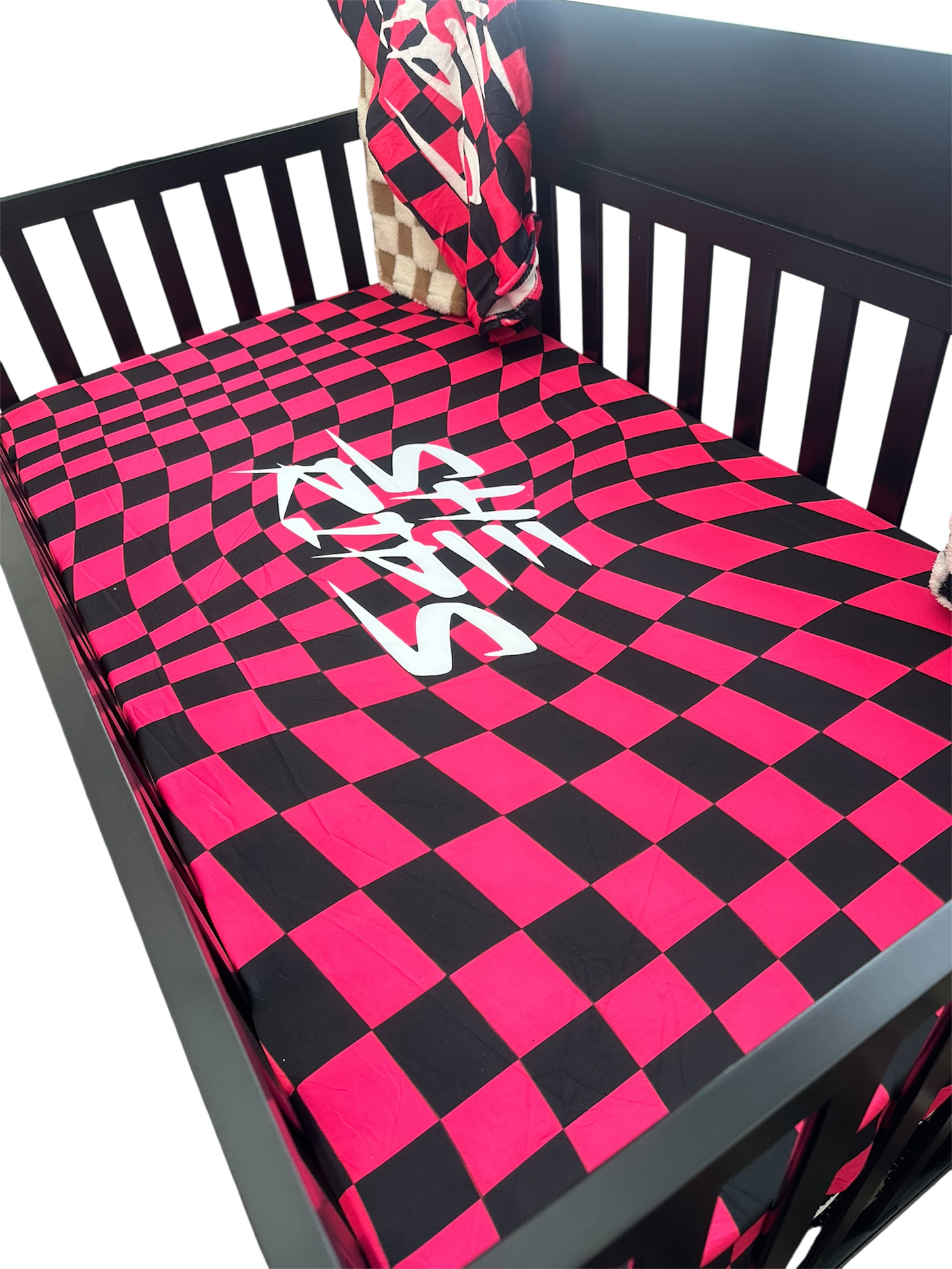 Checkered crib sheets